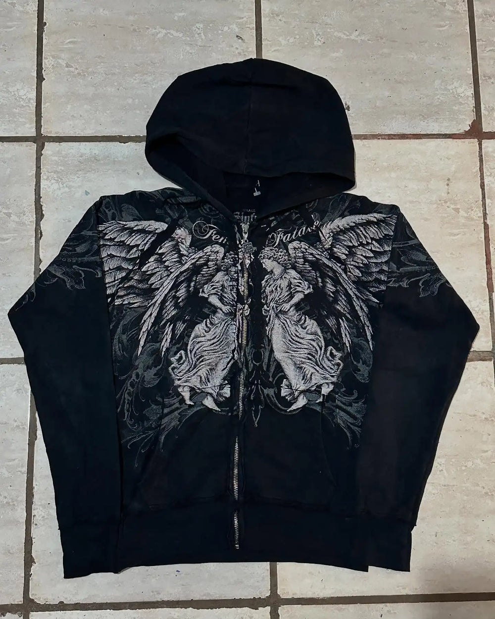 VAULTED — Gothic Skull Zip Hoodie