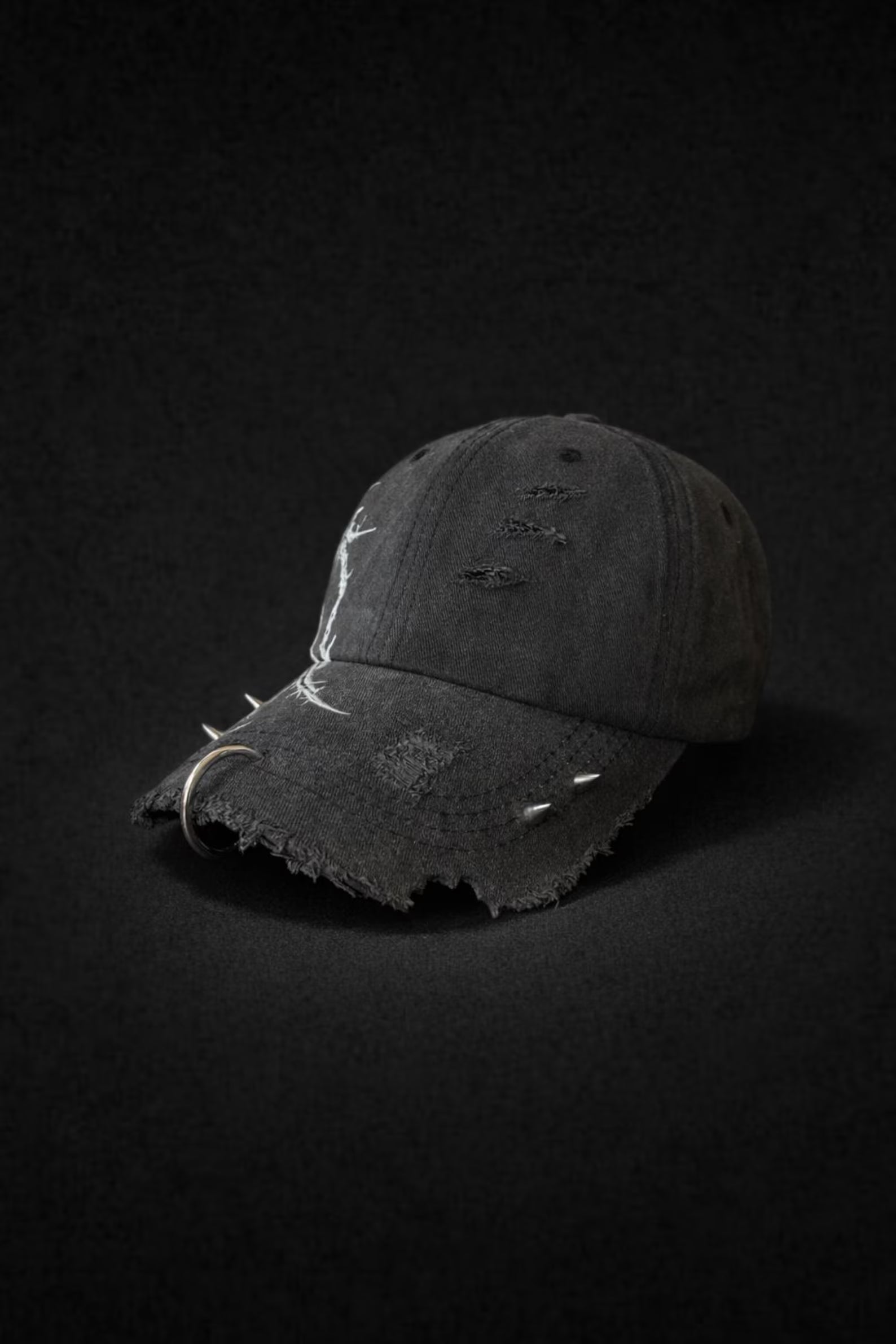 VAULTED — Distressed Spike Cap